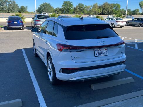 Used 2023 Audi Q4 e-tron Premium Plus w/ Premium Plus image 5