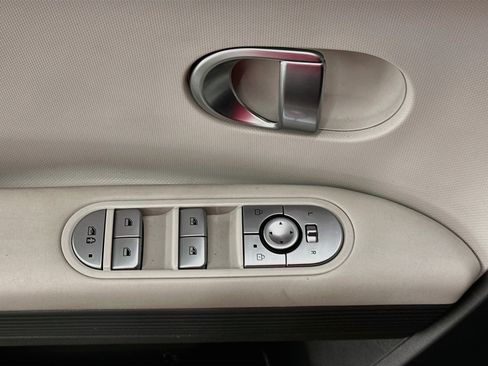 Used 2024 Hyundai Ioniq 5 SEL AWD/4WD image 15
