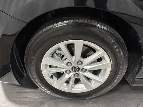 Used 2025 Toyota Camry LE FWD image 2