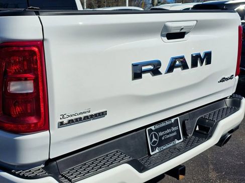 Used 2025 RAM 1500 Laramie w/ Sport Appearance Package AWD/4WD image 14
