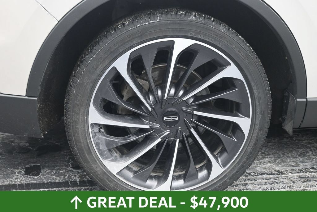 Used 2024 Lincoln Aviator Reserve w/ Equipment Group 201A AWD/4WD image 17