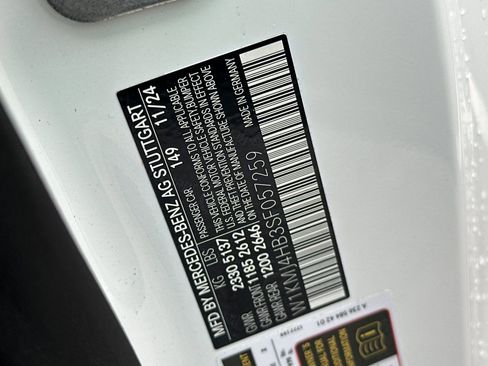 Used 2025 Mercedes-Benz CLE 300 4MATIC Coupe image 25