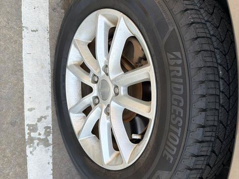 Used 2020 Dodge Grand Caravan SXT FWD image 49