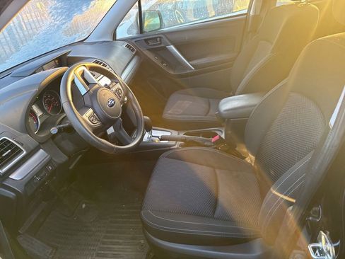 Used 2018 Subaru Forester 2.5i Premium w/ All-Weather Package image 5