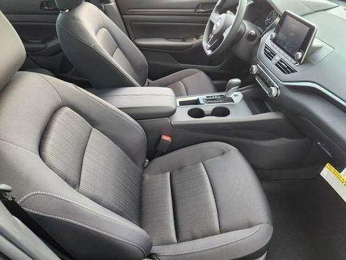 New 2025 Nissan Altima 2.5 S image 11