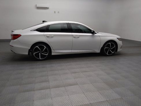 Used 2021 Honda Accord Sport image 10