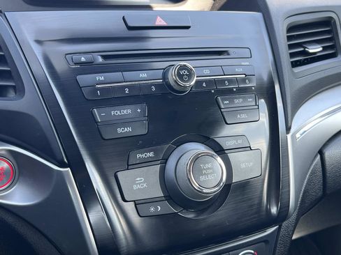 Used 2019 Acura ILX image 14