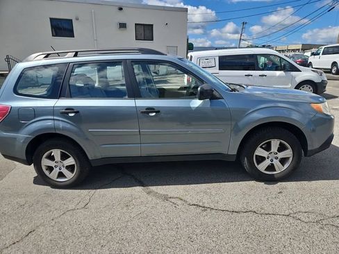 Used 2013 Subaru Forester 2.5X AWD/4WD image 4