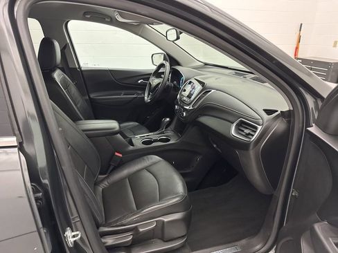 Used 2018 Chevrolet Equinox Premier FWD image 43