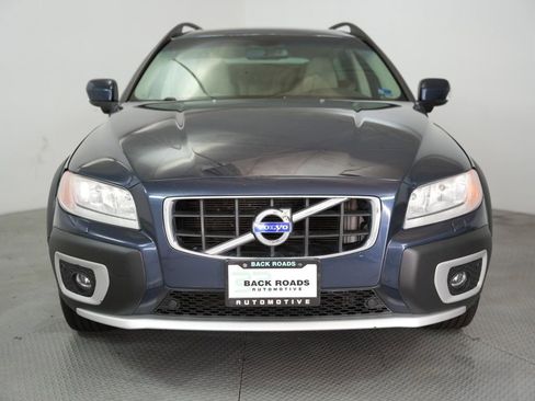 Used 2011 Volvo XC70 3.2 AWD/4WD image 2