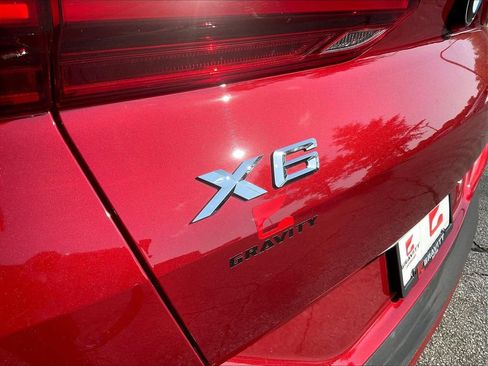 Used 2023 BMW X6 xDrive40i w/ M Sport Package AWD/4WD image 24