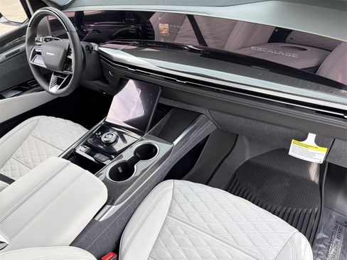 Certified 2026 Cadillac Escalade V w/ LPO, ONYX Package image 13