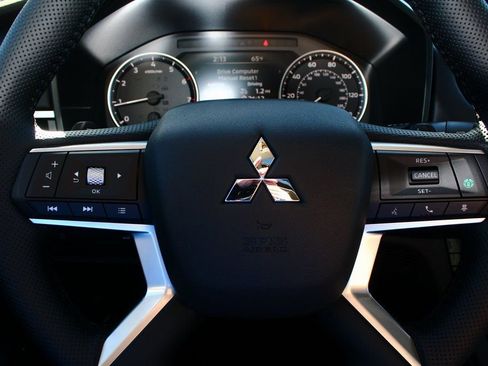 New 2026 Mitsubishi Outlander Trail Edition image 15