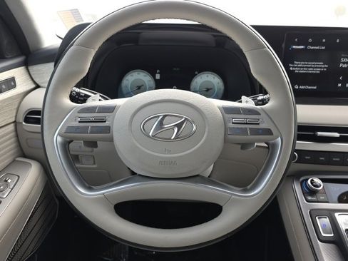 Certified 2023 Hyundai Palisade Calligraphy w/ Cargo Package image 13