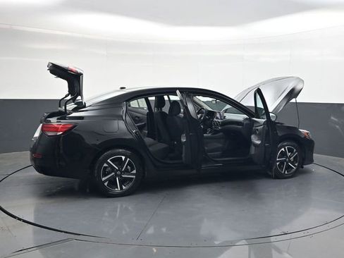 Used 2024 Nissan Sentra SV image 34