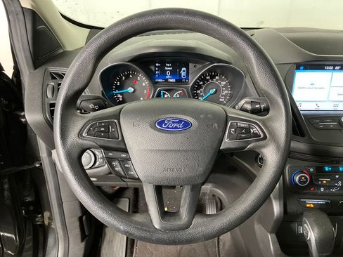 Certified 2019 Ford Escape SE image 16