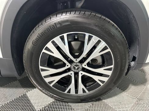 Certified 2024 Mercedes-Benz GLB 250 4MATIC image 9