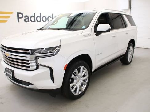 Used 2021 Chevrolet Tahoe High Country w/ Premium Package AWD/4WD image 4