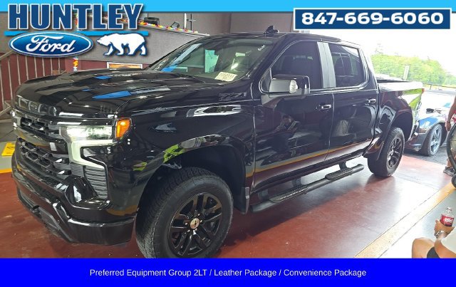 Used 2024 Chevrolet Silverado 1500 LT Trail Boss w/ LT Trail Boss Premium Package AWD/4WD image 1