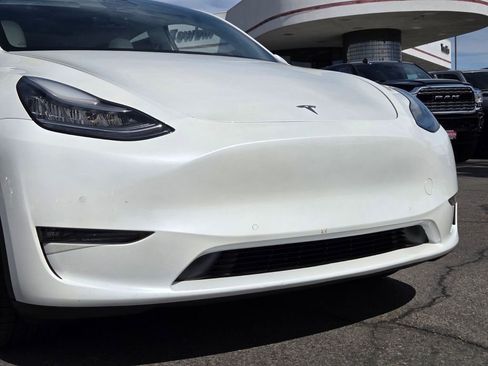Used 2020 Tesla Model Y Long Range AWD/4WD image 8