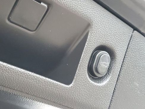 Used 2018 GMC Yukon XL Denali w/ Open Road Package image 37