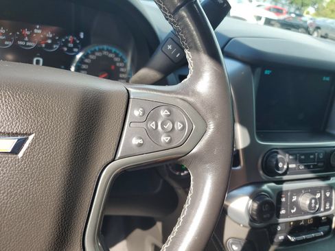 Used 2020 Chevrolet Tahoe Premier w/ Premier Plus Edition RWD image 27