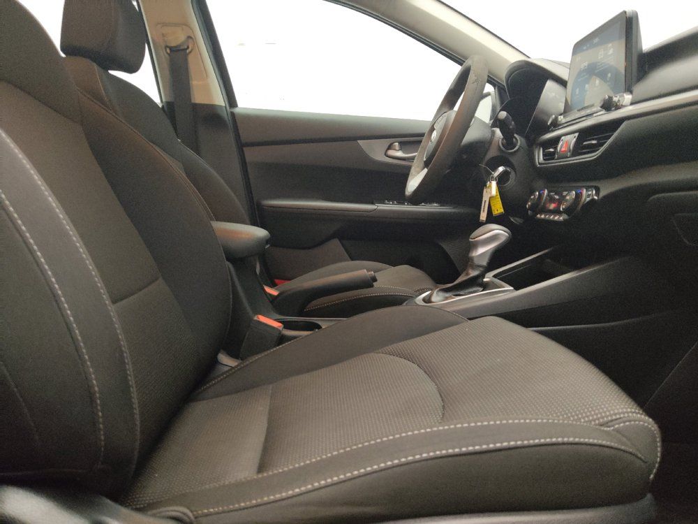 Used 2019 Kia Forte LXS FWD image 21