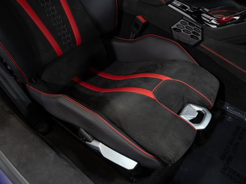 Used 2024 Lamborghini Huracan Tecnica RWD image 64