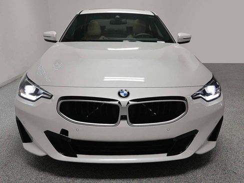 Used 2026 BMW 230i Coupe w/ Convenience Package RWD image 2