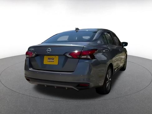 Used 2025 Nissan Versa SV FWD image 17