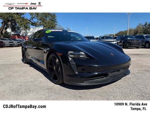 Used 2022 Porsche Taycan 4S image 1