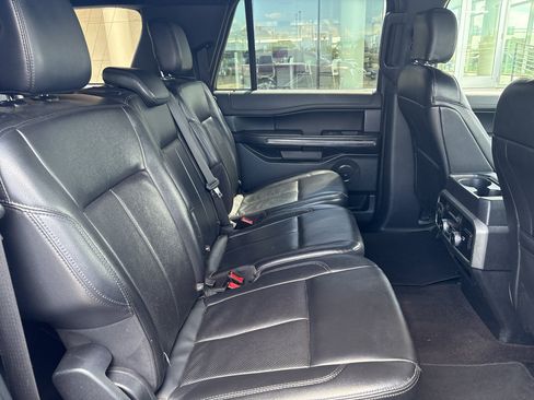Used 2020 Ford Expedition Max XLT w/ Equipment Group 202A RWD image 13