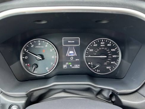 Used 2025 Subaru Outback Limited AWD/4WD image 12