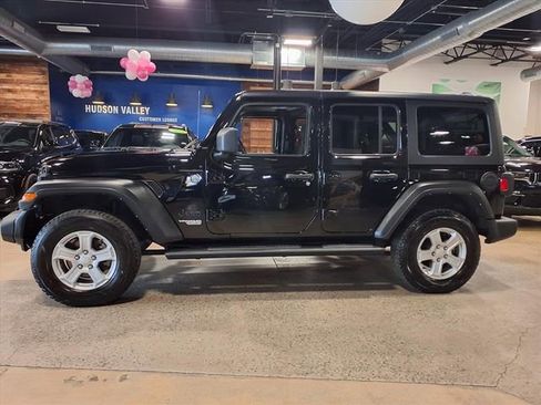 Certified 2021 Jeep Wrangler Unlimited Sport S image 5