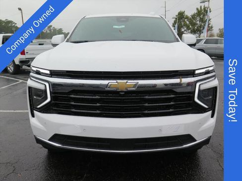 New 2026 Chevrolet Suburban LS RWD image 9
