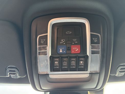 Used 2022 RAM 1500 Laramie image 25