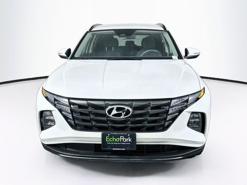 Used 2022 Hyundai Tucson SEL FWD image 2