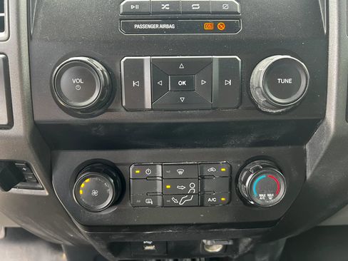 Used 2022 Ford F250 XL w/ Power Equipment Group AWD/4WD image 13
