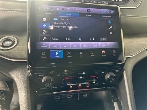 Certified 2024 Jeep Grand Cherokee L Limited w/ Black Appearance Package image 32