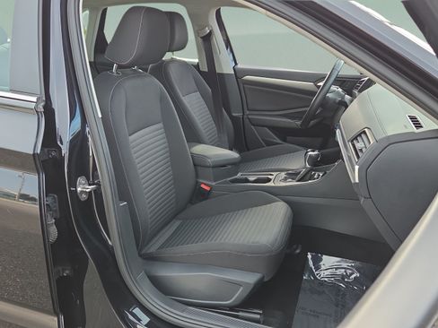 Used 2024 Volkswagen Jetta S FWD image 17