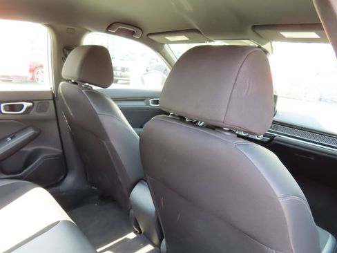 Used 2023 Honda Civic Sport image 32