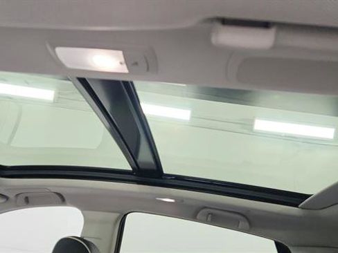 Used 2024 Acura RDX SH-AWD w/Advance image 12