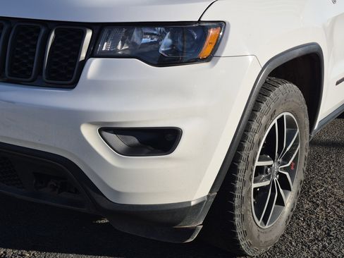 Used 2018 Jeep Grand Cherokee Trailhawk image 14