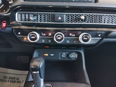 Used 2022 Honda Civic EX image 30