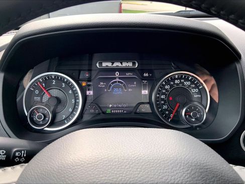 Used 2023 RAM 1500 Big Horn AWD/4WD image 22