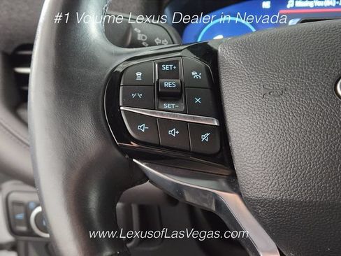 Used 2025 Ford Explorer Platinum w/ LUX Leather Package AWD/4WD image 31
