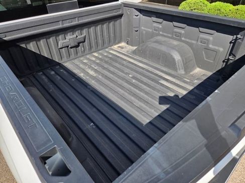 Used 2019 Chevrolet Silverado 1500 LTZ image 29