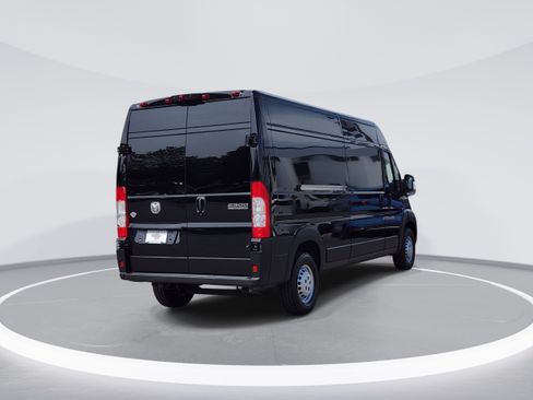 Used 2025 RAM ProMaster 2500 FWD image 5