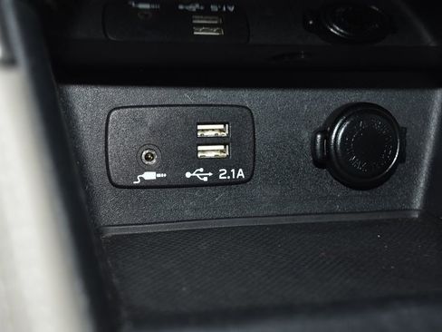 Used 2023 Subaru Forester Limited image 16