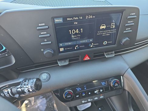 New 2026 Hyundai Elantra Sport FWD image 23